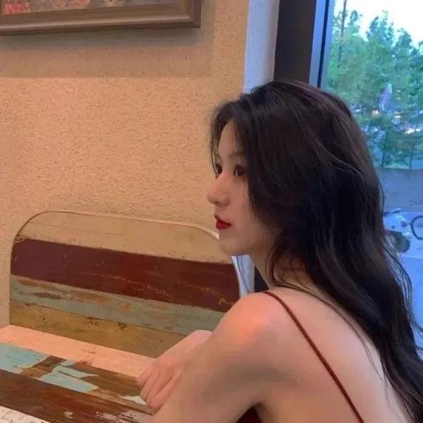 女魔头